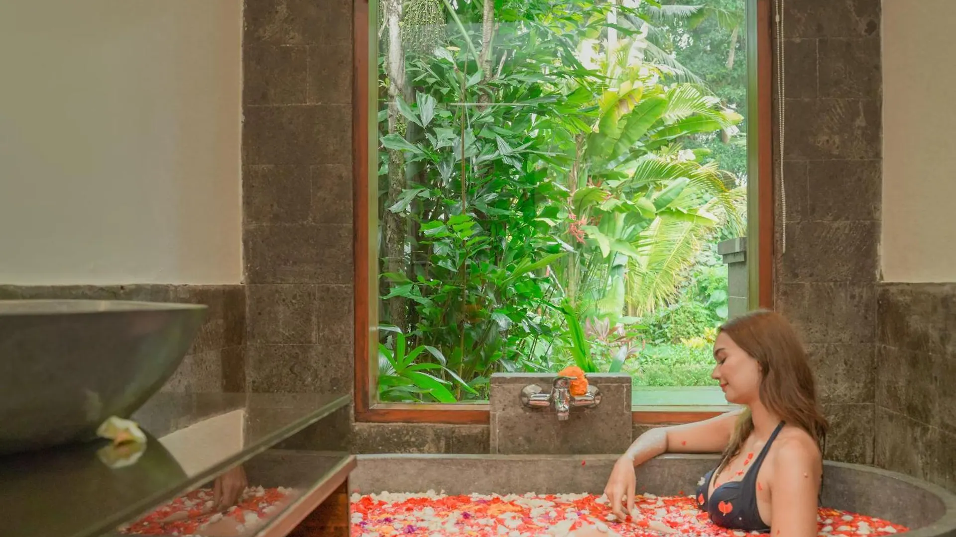 Poka Ubud Hidden Paradise & Spa By Eps فندق أوبود