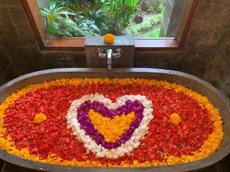 Poka Ubud Hidden Paradise & Spa By Eps Отель Убуд